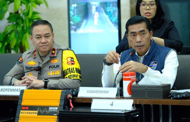 Polri Ungkap Sindikat Penipuan Online Berkedok Fake BTS & SMS Blast, 2 Orang WNA Cina Ditangkap di SCBD