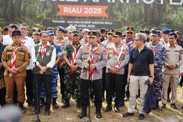 Kapolri Pimpin Pembukaan Jambore Karhutla Riau 2025: Pemuda Adalah Ujung Tombak Penjaga Kelestarian Lingkungan