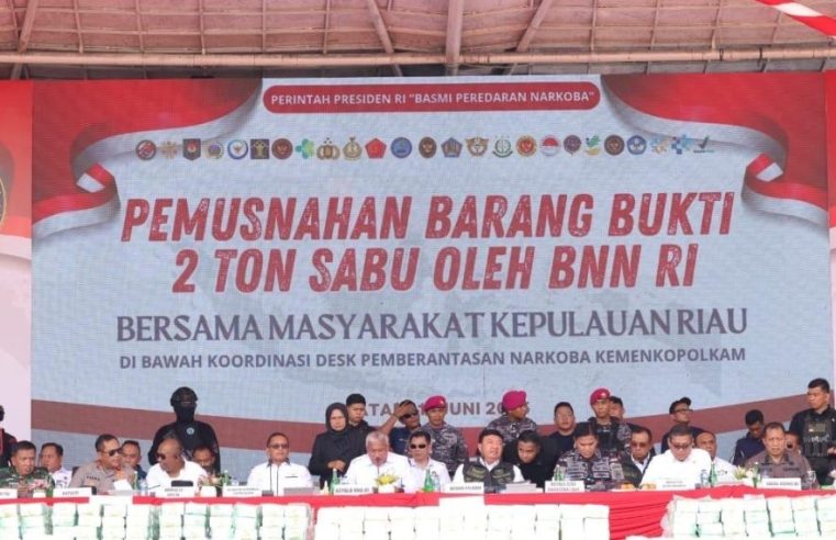Kapolda Kepri Hadiri Pemusnahan BB 2 Ton Sabu Bersama Instansi Terkait Bangun Komitmen Berantas Narkotika