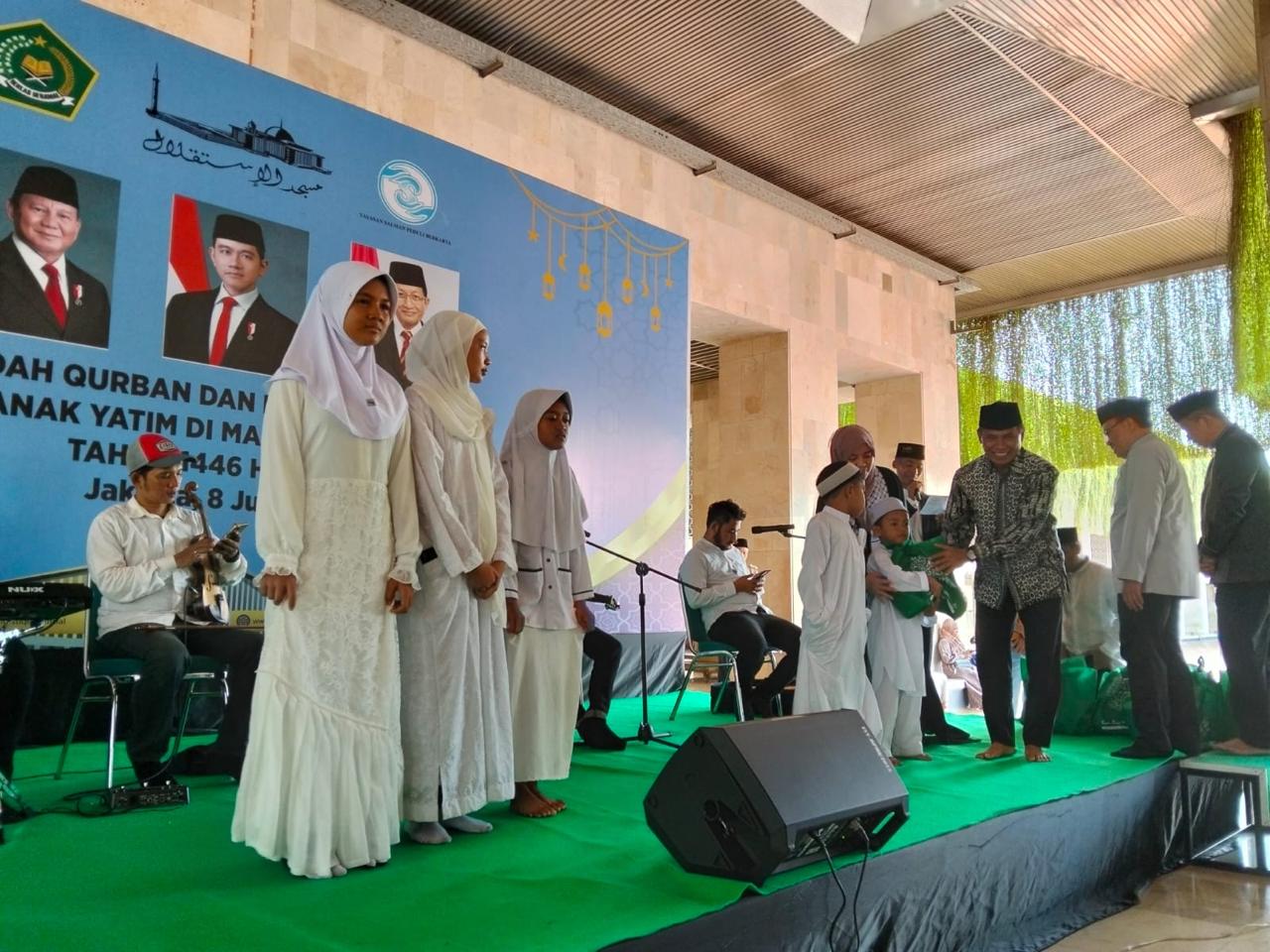 Mayjen TNI Moch. Luthfie Beta, Bacakan Sambutan Menteri PMK di Acara Makan Bersama 2000 Anak Yatim di Masjid Istiqlal