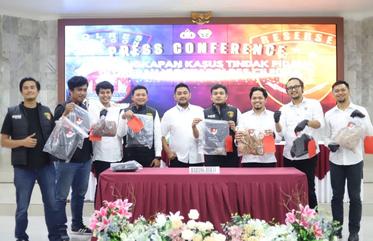 Pensonil Polres Cilegon Tangkap Dua Tersangka Penyekapan & Pembunuhan IRT
