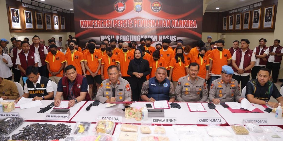 Polda Kepri Ungkap 26 Kasus Narkotika Dengan 39 Tersangka, Musnahkan Barang Bukti & Selamatkan 100 Ribu Jiwa