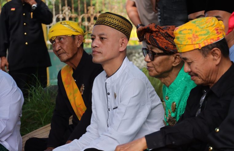 PERSONIL POLRESTA PALU LAKUKAN PENGAMANAN, PROSESI HUKUM & SANKSI ADAT TERHADAP FUAD PLERED DI SOURAJA BANUAOGE PALU