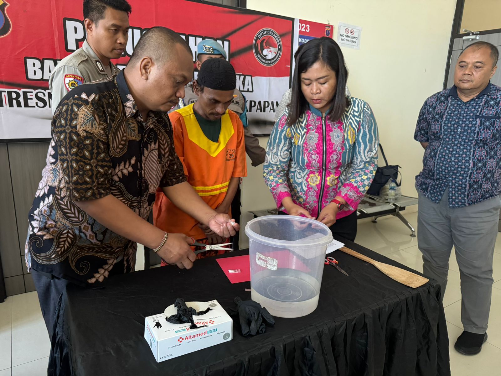 Polresta Balikpapan Musnahkan Barang Bukti Narkoba Jenis Sabu