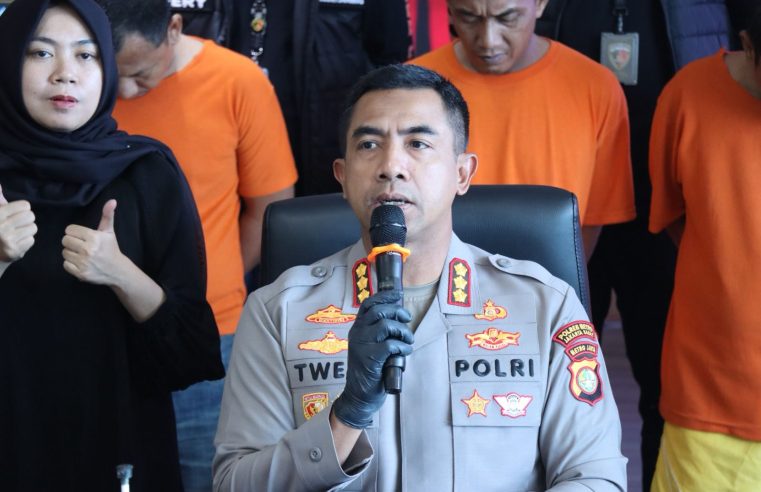 Polres Jakarta Barat Tangkap 7 Orang Pelaku Spesialis Pembobol Rumah Kosong