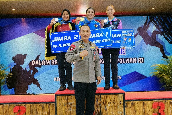 Brigadir Regina Moningka Dari Brimobda Sulut Raih Prestasi di Ajang Polwan Anniversary Shooting Championship & Srikandi Brimob Challenge