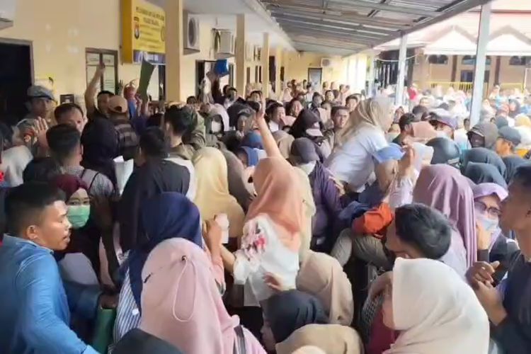 Polres Majene Siapkan Tenda Tambahan dan Tim Medis untuk Pelayanan SKCK Calon PPPK
