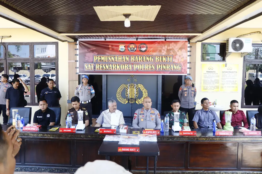 Sat Resnarkoba Polres Pinrang Musnahkan Barang Bukti Sabu 2,2 Kilogram