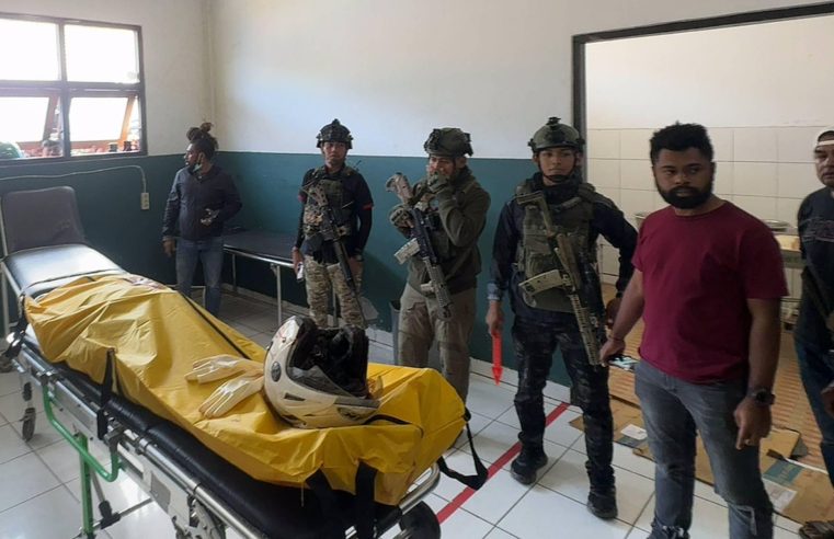 Satgas Ops Damai Cartenz Evakuasi Jenazah Misto, Korban Penembakan di Puncak Jaya