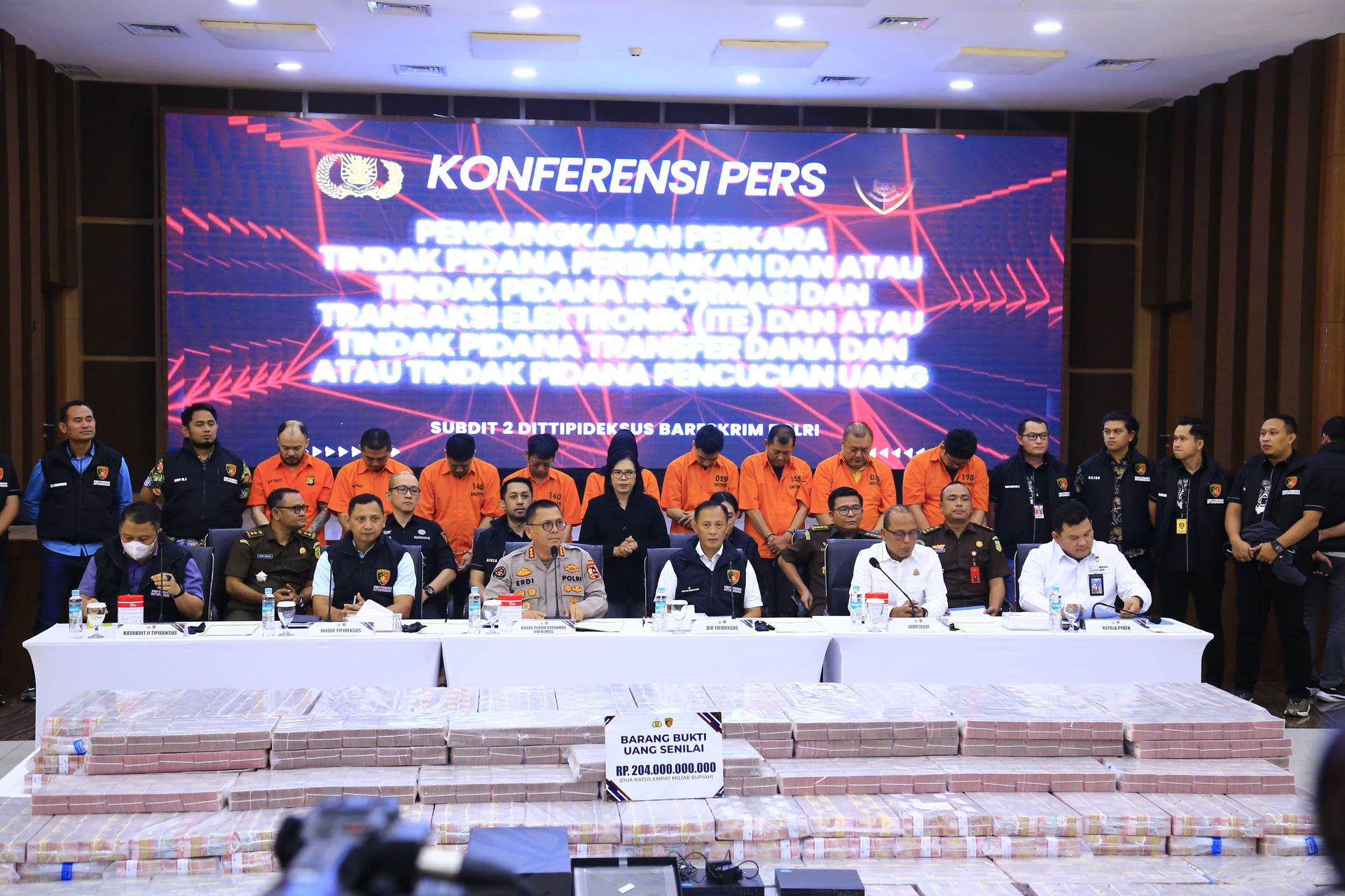 Tim Bareskrim Polri Ungkap Sindikat Pembobolan Rekening Dormant Senilai Rp.204 Miliar, 9 Tersangka Ditangkap