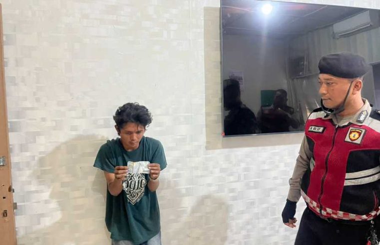 Polda Sumsel Amankan Remaja yang Memukul Kaca Mobil di Lampu Merah