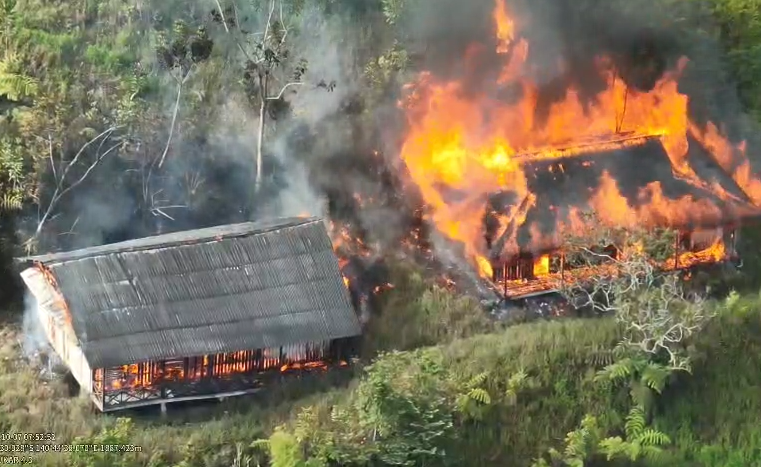 Aksi KKB di Papua Pegunungan: SMP Negeri Kiwirok Dibakar, Satgas Damai Cartenz Beraksi