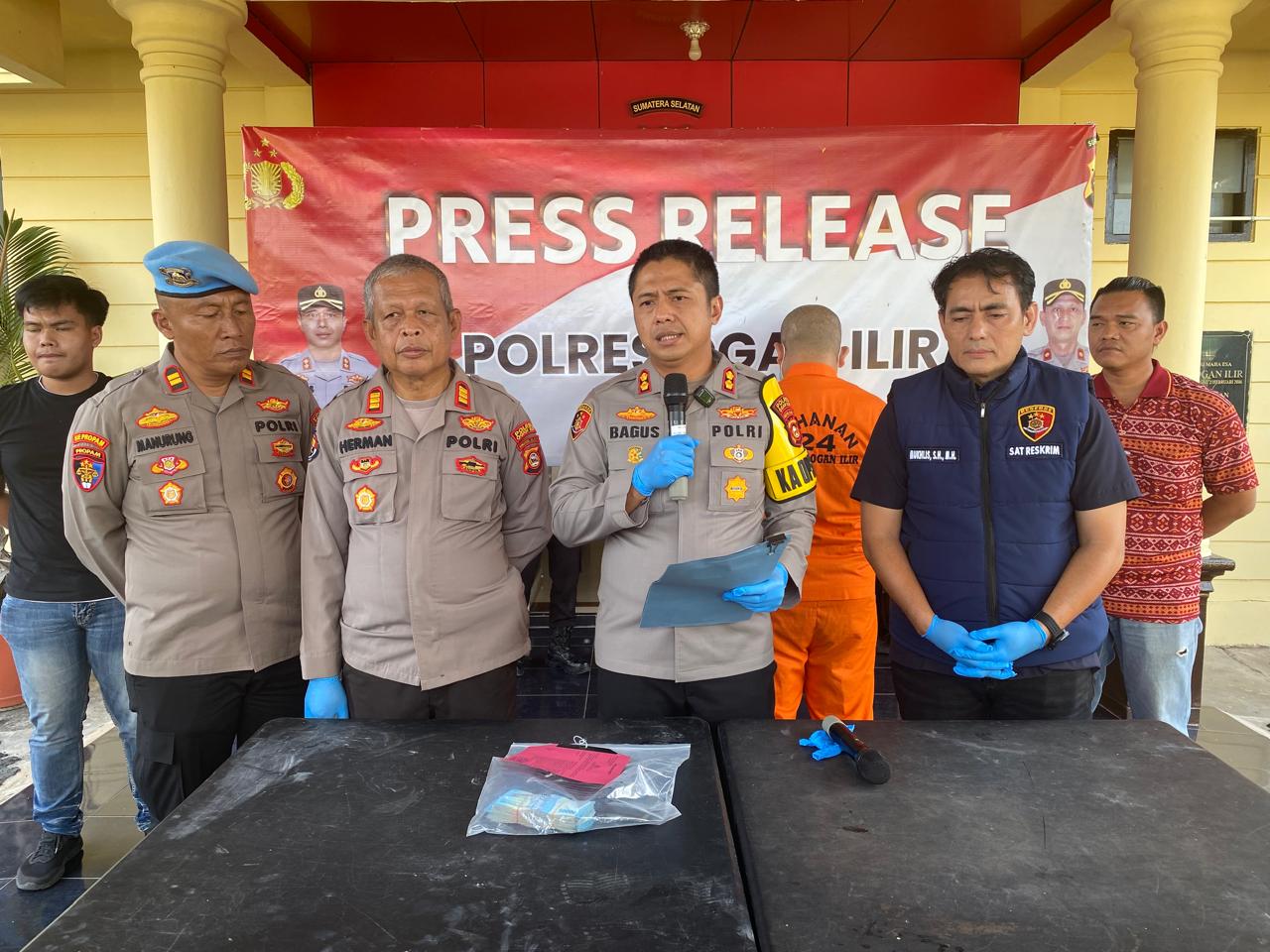 Polres Ogan Ilir Ungkap Kasus Pemerasan Kepala Desa Talang Aur