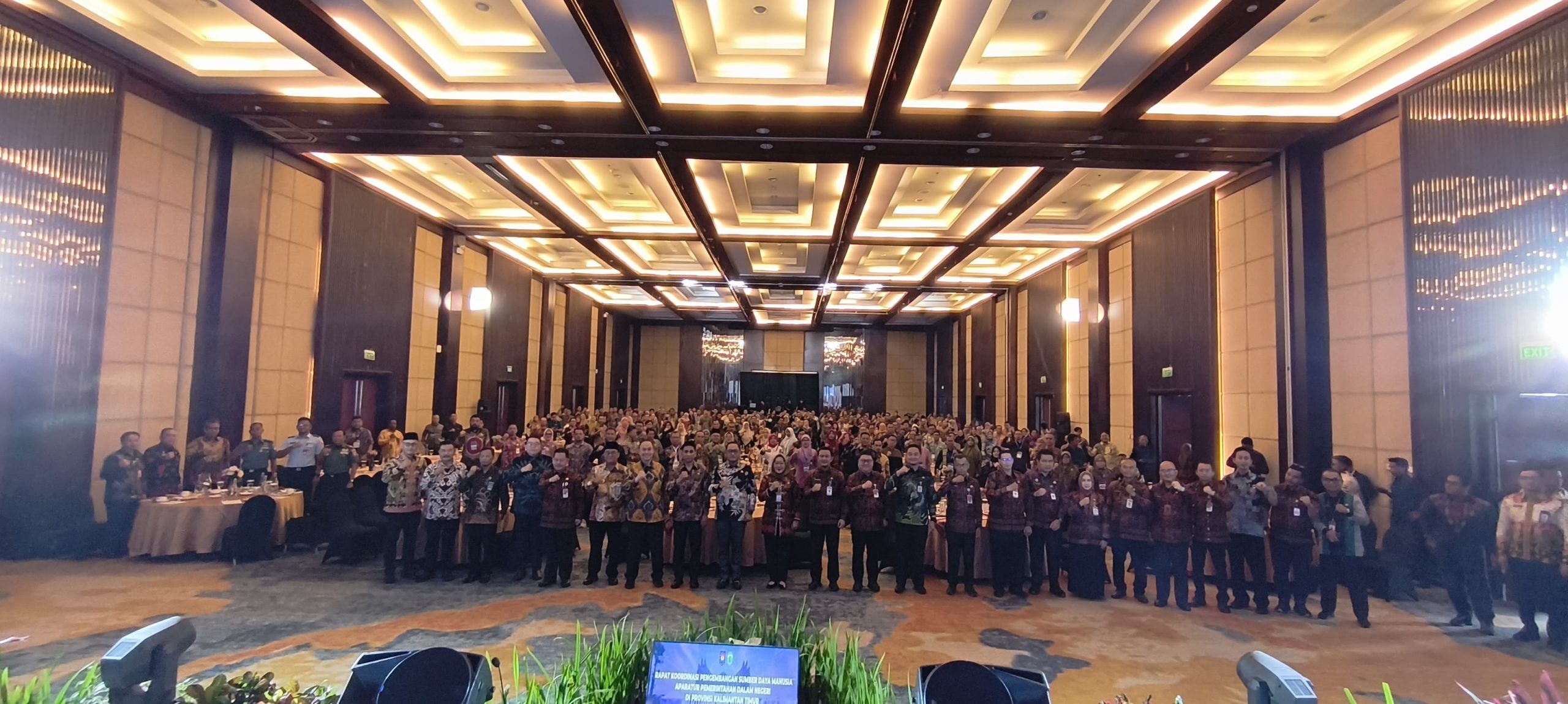 Rakornas Pengembangan SDM Aparatur Digelar di Kaltim, Wamendagri Tekankan Pentingnya Kompetensi ASN