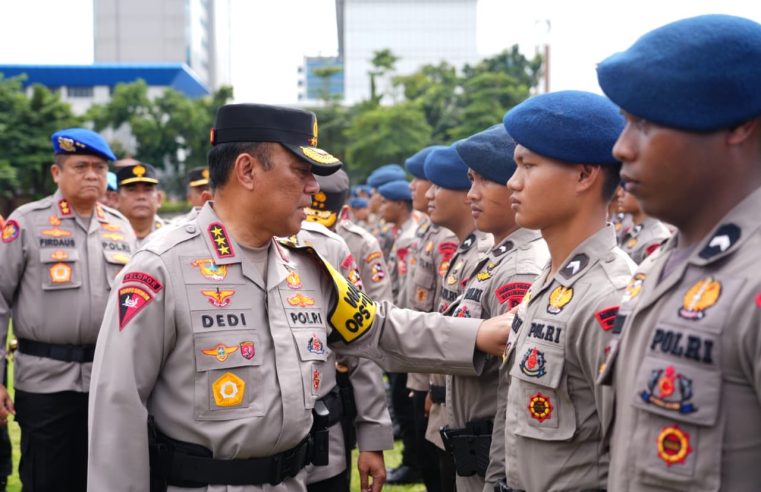 Wakapolri Komjen Dedi Kuatkan Bantuan Bencana: Aceh, Sumut, Sumbar Dapat Personel Baru