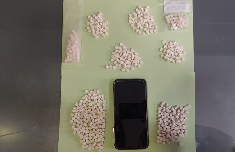 Polisi Tangkap Tangan Dua Tersangka Bawa Ekstasi di Apartemen Jakarta Barat