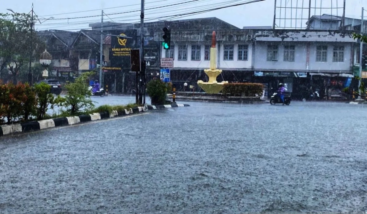 Potensi Cuaca Signifikan di Indonesia, BMKG Imbau Waspada Hujan Lebat hingga Sangat Lebat