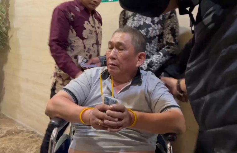 Bandar Narkoba Koko Erwin Dihadirkan ke Bareskrim Setelah Ditangkap Saat Coba Kabur ke Malaysia