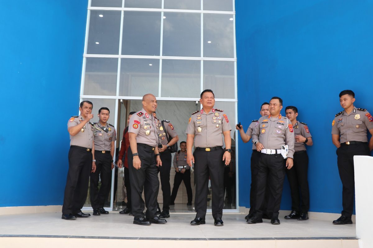 Kapolda Kaltim Tinjau Pembangunan Sarana Prasarana di KM 13 Balikpapan