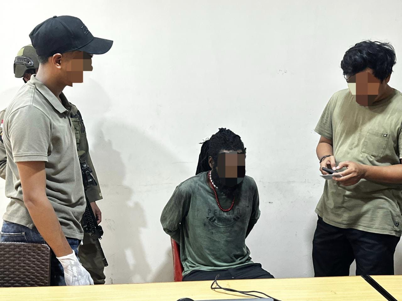 Terkait Kasus Pembunuhan Ahmad Gunawan, Anggota KKB Kelompok Mewoluk Diringkus di Timika