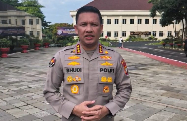 Lapor Dugaan Pencemaran Nama Baik, Ustaz Solmed Serahkan Bukti ke Polda Metro Jaya