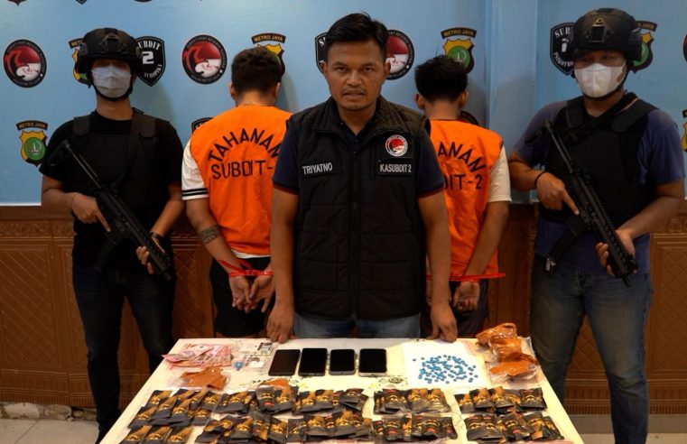 Dua Pelaku Peredaran Narkotika Ditangkap, Barang Haram Disembunyikan dalam Kemasan Beras