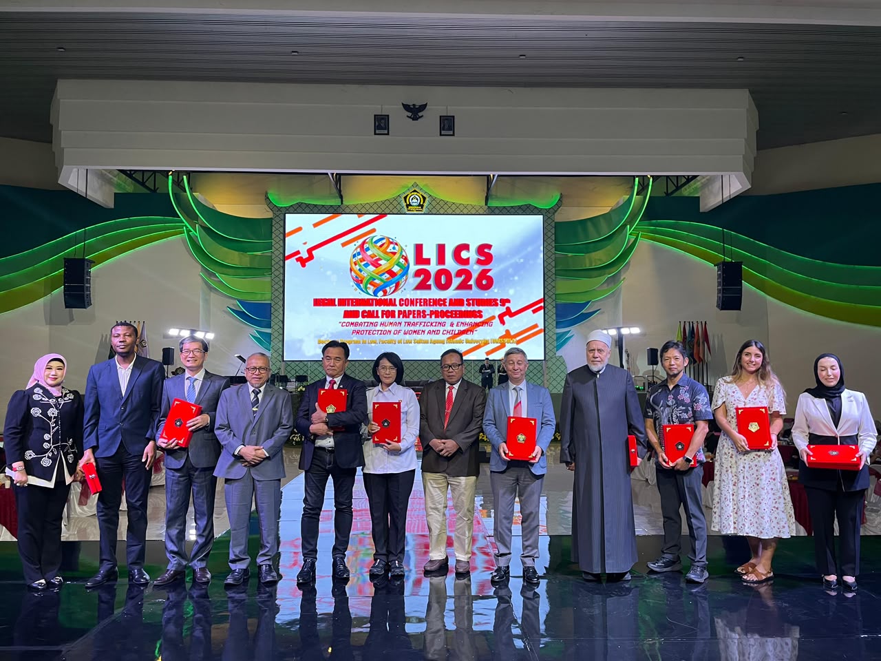 Perkuat Kerangka Hukum Global, Menkumham dan Wakapolri Bicara di Konferensi Internasional UNISSULA