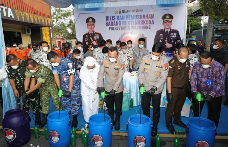 Amankan 19,49 Kg Sabu dan 352 Ekstasi, Polda Sumsel Musnahkan Barang Bukti Narkoba