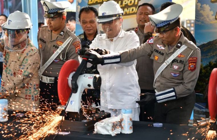 Polda Jabar Musnahkan Barang Bukti Bernilai Rp.20 Miliar, Gubernur Dedi Mulyadi Janji Sediakan Knalpot Standar Gratis