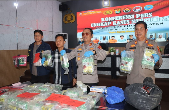Sita Barang Bukti Sebesar 42,86 Kilogram Sabu, Polres Lampung Selatan Tangkap 12 Tersangka dalam Delapan Kasus