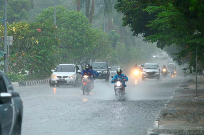 Pekanbaru Bebas Asap Sejenak, BMKG Peringatkan Potensi Hujan Lebat dan Waspada Tetap Dijaga